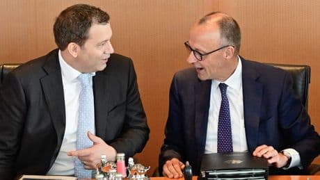 CDU und CSU fordern Radikal-Sparkurs - Klingbeil soll Wärmepumpen-Förderung kippen