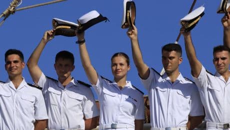 Cartagena de Indias recibe a Leonor a ritmo de cumbia