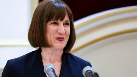 Government to offer 4.5x income mortgage loans for those earning £30,000