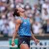 Van nobody met ‘geurtje’ tot halve finaliste op Roland Garros: wie is de nieuwe Franse chouchou Loïs Boisson?