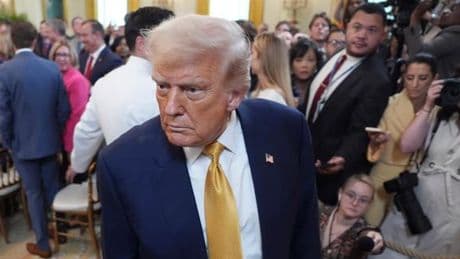 Donald Trump contre-attaque après les critiques de son camp sur l’affaire Epstein