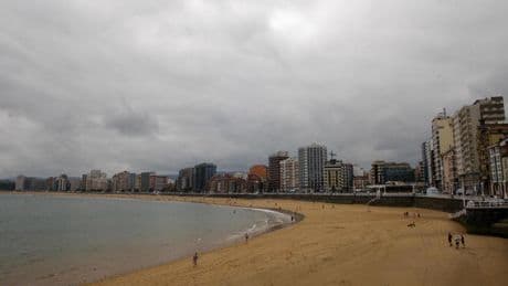La Aemet alerta a España: llega una dana que dejará tormentas extremas, pedrisco y "supercélulas" en estas zonas