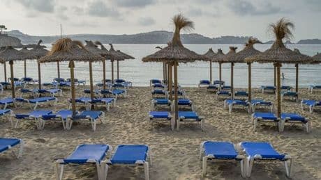 Fury in Spain seaside town loved by Brits as beach missing 1 crucial thing all summer