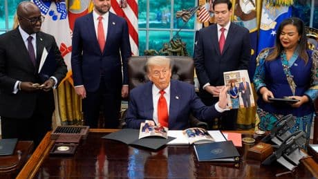 «Un merveilleux traité»: Donald Trump impose un accord de paix entre la RDC et le Rwanda