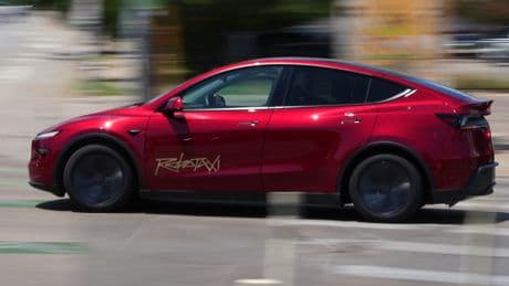 Tesla tells staff it plans to roll out its Robotaxi service in San Francisco this weekend