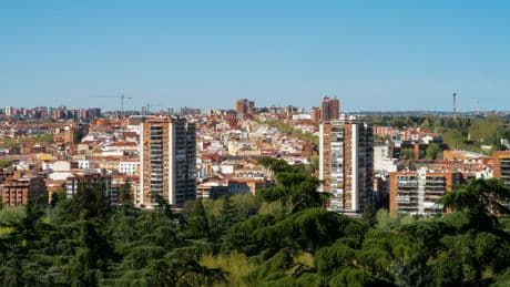 Hacienda advierte a los propietarios que tengan más de una vivienda: si no la usan como residencia habitual hay que declararla