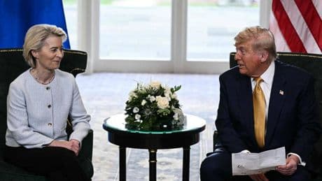 Donald e Ursula, diavolo e acqua santa: i due volti dell'Occidente