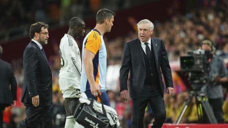 ¿Quiénes son los defensas canteranos elegidos por Ancelotti?