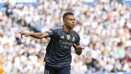 El Madrid se agarra a Mbappé y sobrevive a la Real Sociedad tras jugar una hora con uno menos