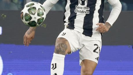 Juventus'un Douglas Luiz kararı belli oldu