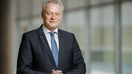 Bundesernährungsminister fordert, Dosenravioli für den Kriegsfall zu bunkern