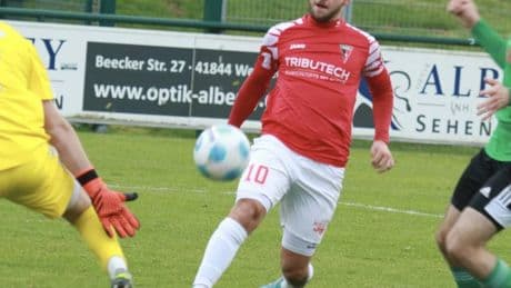 Kader für neue Saison wächst: Marc Kleefisch verlängert beim FC Wegberg-Beeck