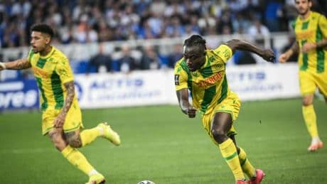 EN DIRECT | Ligue 1 : Nice et Strasbourg surpris, Saint-Etienne mène à Reims… Suivez la 33ᵉ journée du championnat