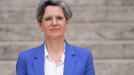 «Le NFP ne lâchera pas le combat de l’abrogation de la loi Duplomb», martèle Sandrine Rousseau