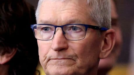 Tech’s Trump Whisperer, Tim Cook, Goes Quiet as His Influence Fades