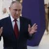 Kremlin reageert laconiek op uithaal van Trump: “Poetin is gewoon zijn land aan het verdedigen”