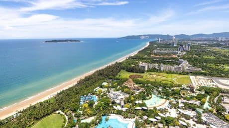 China’s Tropical Resort Island Orders Evacuations as Typhoon Kajiki Nears