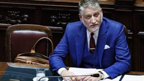 "Avremo solo Tolkien e D’Annunzio". L’ultimo delirio della sinistra contro il governo