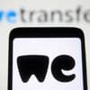 Grote bestanden uitwis­selen via WeTransfer? Let op: de dienst mag ze ge­bruiken en doorverkopen