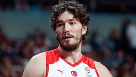 Cedi Osman, Yunanistan karşısında oynayabilecek mi?