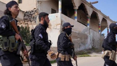 En direct, guerres au Proche-Orient : l’armée israélienne a mené dans la nuit une vingtaine de frappes en Syrie, au moins un civil a été tué