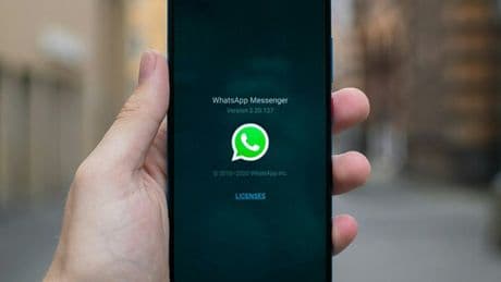 Whatsapp, cos'è la «verifica in due passaggi» proposta dal sistema. Il Pin per proteggere i propri dati