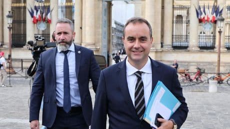 Emmanuel Macron nomme Sébastien Lecornu Premier ministre