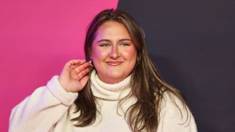 Influencerin im Steckbrief - Das ist Sandra Safiulov alias „Selfiesandra“