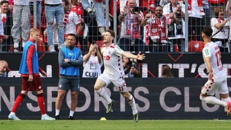 Mit Vier-Tore-Gala zum Aufstieg – Dieser Kantersieg lässt Köln beben