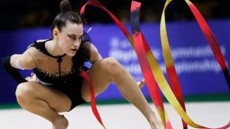 Rhythmische Sportgymnastik: Darja Varfolomeev holt fünf von sechs möglichen WM-Goldmedaillen