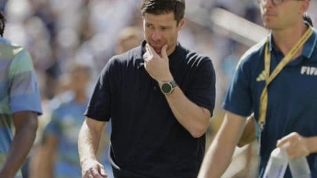 Xabi Alonso se protege: "El PSG es un proyecto hecho, este Real Madrid todavía está empezando"