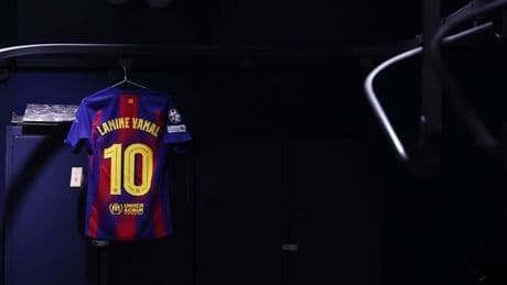 Lamine con el '10': el número que convirtió a Messi en leyenda y a Ansu en promesa fallida