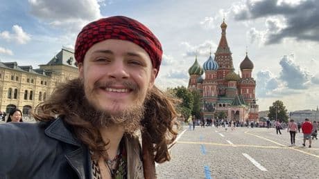 „Er wollte gegen die USA kämpfen“ - Sohn von CIA-Beamtin stirbt in Putins Armee!
