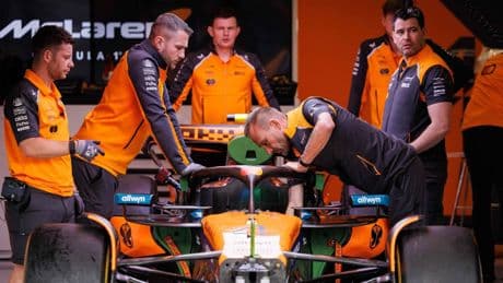 McLaren da titolo, Red Bull da fiction: la Formula 1 al giro di boa
