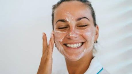 Estate e cura della pelle, come idratarla nel modo giusto