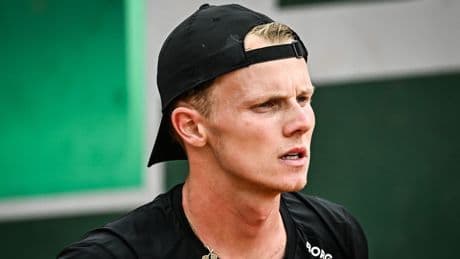De Jong zet opmars voort in Bastad en treft mogelijk Griekspoor in kwarfinales