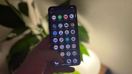 I tried an absolute bargain new Android mobile that costs £250 & proves you DON’T need to break the bank on posh phones