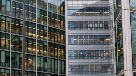 La transformation de bureaux en logements se heurte au financement