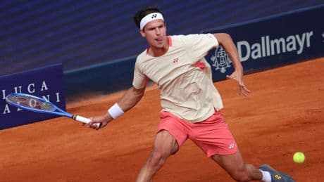 Tennis: Klare Erstrunden-Niederlage für Altmaier in Hamburg