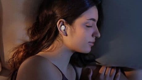 Se acabó dormir mal: los nuevos auriculares de soundcore con IA neutralizan ronquidos