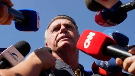 Unterstützung für Bolsonaro aus den USA trotz Fußfessel