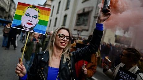 Regenbogen-Countdown - Trotz Orbáns Verbot! Heute Pride in Budapest