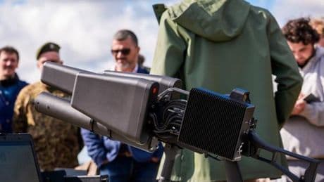 L’intrusion russe dans l’espace aérien polonais met en lumière la faiblesse des moyens de l’OTAN pour lutter contre les drones