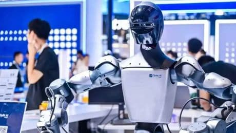 Hablan, caminan y aprenden: acabamos de presenciar la mayor reunión de robots humanoides del mundo
