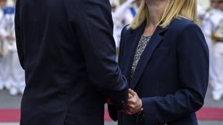 Oltre tre ore di bilaterale tra Meloni e Macron per una tregua necessaria. Sostegno sull'Ucraina e impegno per la Difesa Ue