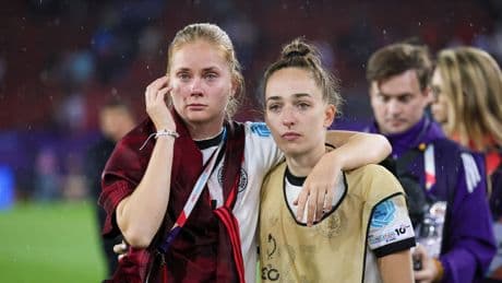 DFB-Frauen: Sophia Kleinherne fällt mit Verletzung wochenlang aus