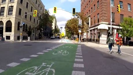 Half of Winnipeggers don’t find getting around easy on bikes or transit