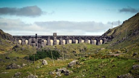 Energy giant SSE sees UK dry spell hit water power generation