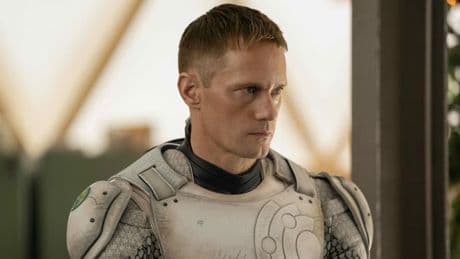 Alexander Skarsgård: "A veces creo que la IA nos llevará al Juicio Final"