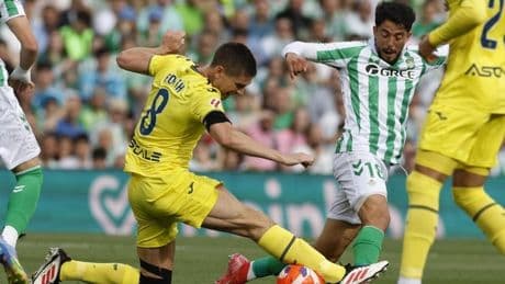 El exbético Ayoze culmina la remontada del Villarreal en el Villamarín